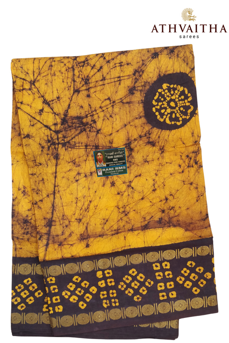 Madurai Sungudi Cotton Saree With Rudratcham Border - Moodupani