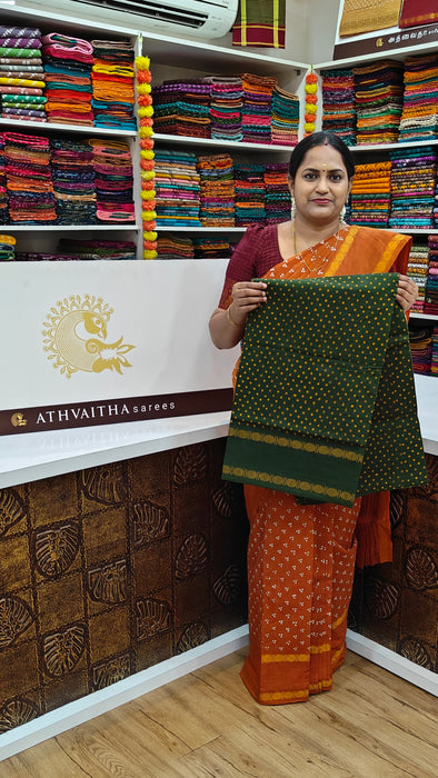 Rani Sungudi Cotton Saree With Oneside Rudraksha Border-Polka Dot Self