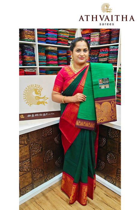 Madurai Cotton Sungudi Plain With Contrast Bigzari Border