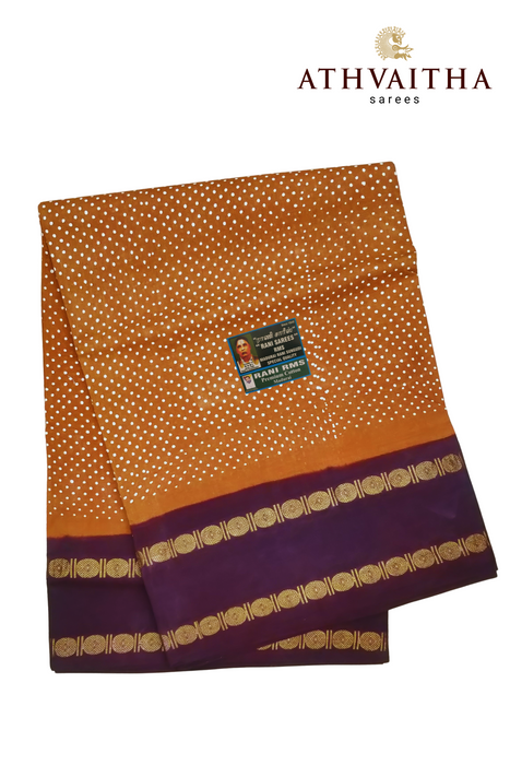 Madurai Rani Sungudi Pure Cotton Rudraksha Border Contrast Madisar Sarees 10.5Yards - Single Small Dot