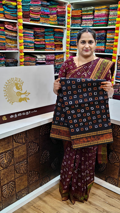 Heritage Rani Sungudi Sarees Ice Katti With Kasumalai Border - DarkBrown-Orange