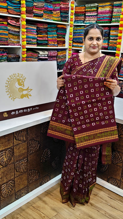 Heritage Rani Sungudi Sarees Ice Katti With Kasumalai Border-CoffeeBrown-OliveGreen