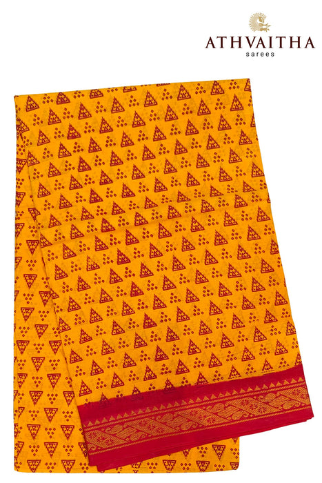 Madurai Sungudi Sarees With Contrast Oneside Zari Border