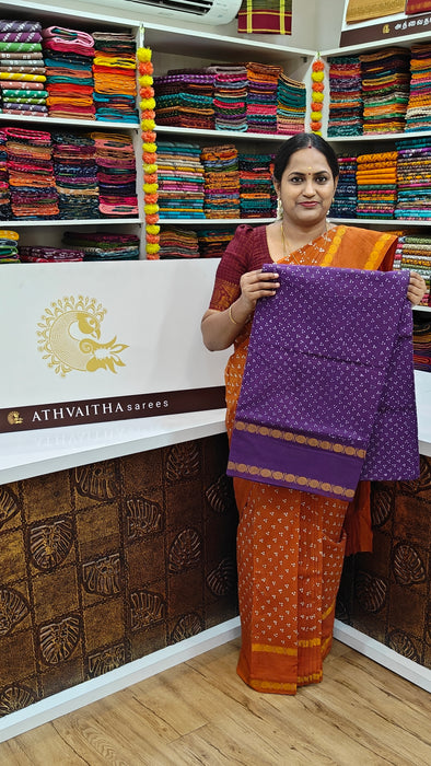 Rani Sungudi Cotton Saree With Oneside Rudraksha Border-Three Dot Self