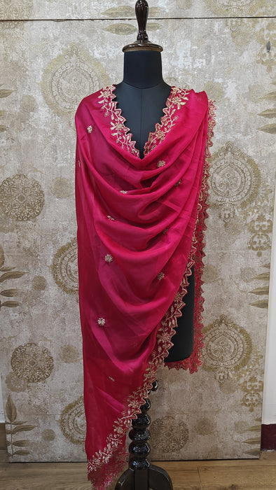 RaniPinkShawl-AestheticShawl-PinkAestheticVibes