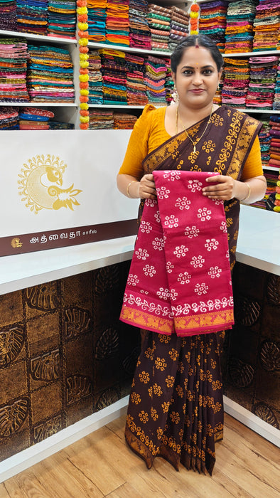 Rani Sungudi Saree Doubleside Flower Wax Print