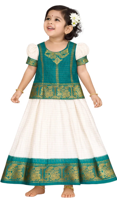 Kids Pavadai Sattai | Athvaitha Traditional Langa Davani Girls Sattai 3 Years