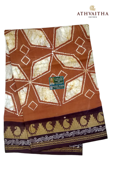 Madurai Rani Sungudi Cotton With Doubleside Mango & Tower Zari Border-Diamond Flower